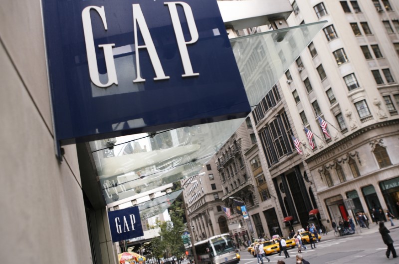 Gap, Foot Locker, Ross Stores rise premarket; Williams-Sonoma falls