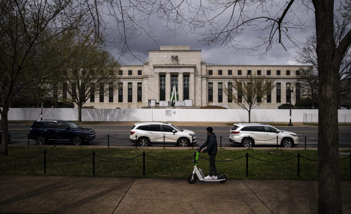 Banks borrowed $300 billion from the Fed's emergency funds over the past week