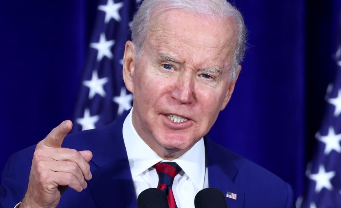 Biden calls on Congress to tighten laws to claw back executive pay, levy penalties in bank failures