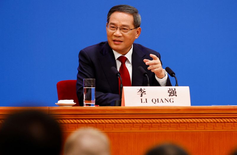 China's economy improves in March, will consolidate recovery, says Premier Li