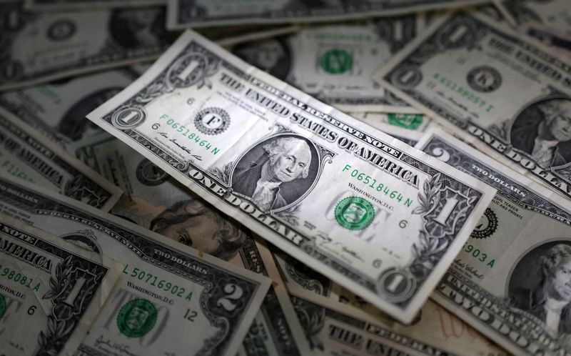 Dollar advances as banking crisis fears ease