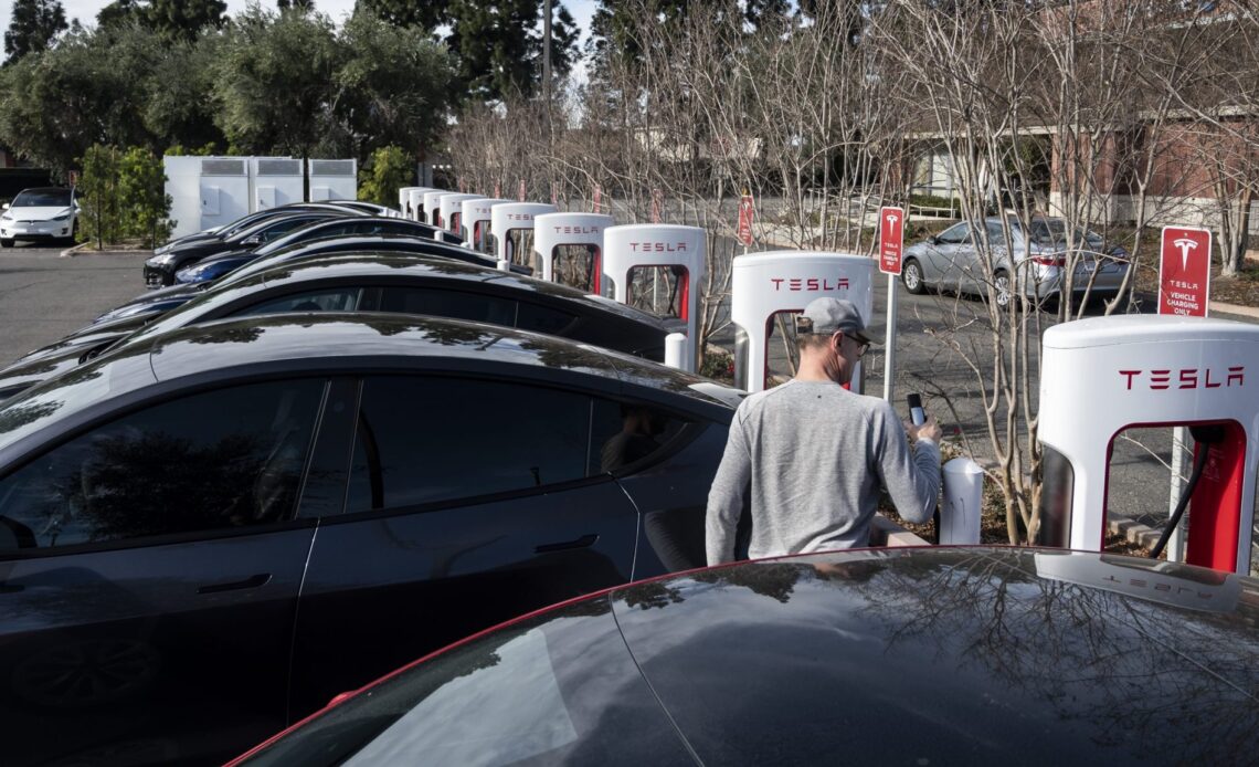 Tesla-Ford charging deal is news Tesla owners have dreaded