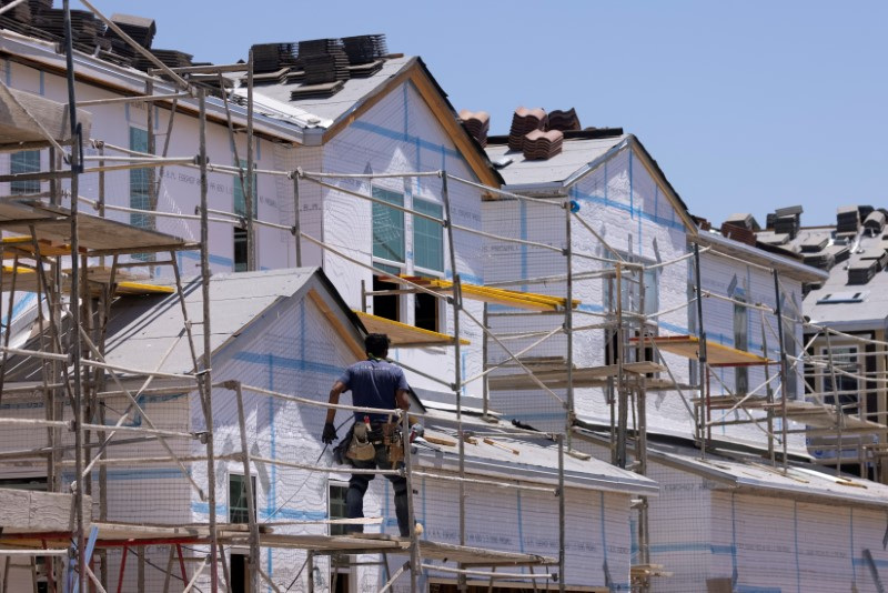 US homebuilder confidence falls to lowest since April, says NAHB