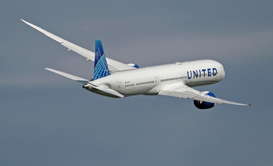Airline stocks rise as United kicks off busy earnings week