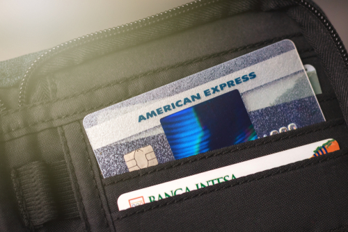 Analyst Issues Sell Rating on American Express Amid Concerns Over Valuation Sustainability and Rising Expenses – TipRanks Financial Blog