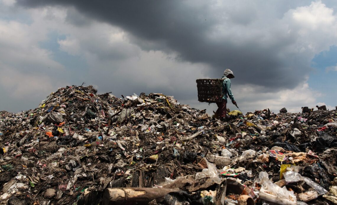 America’s landfills are ‘garbage lasagnas’