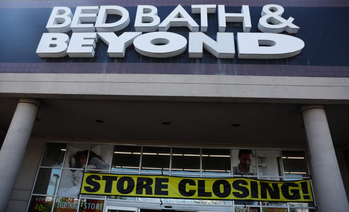 Bed Bath & Beyond sues Hudson Bay for $300 million, accusing hedge fund of 'funny math'