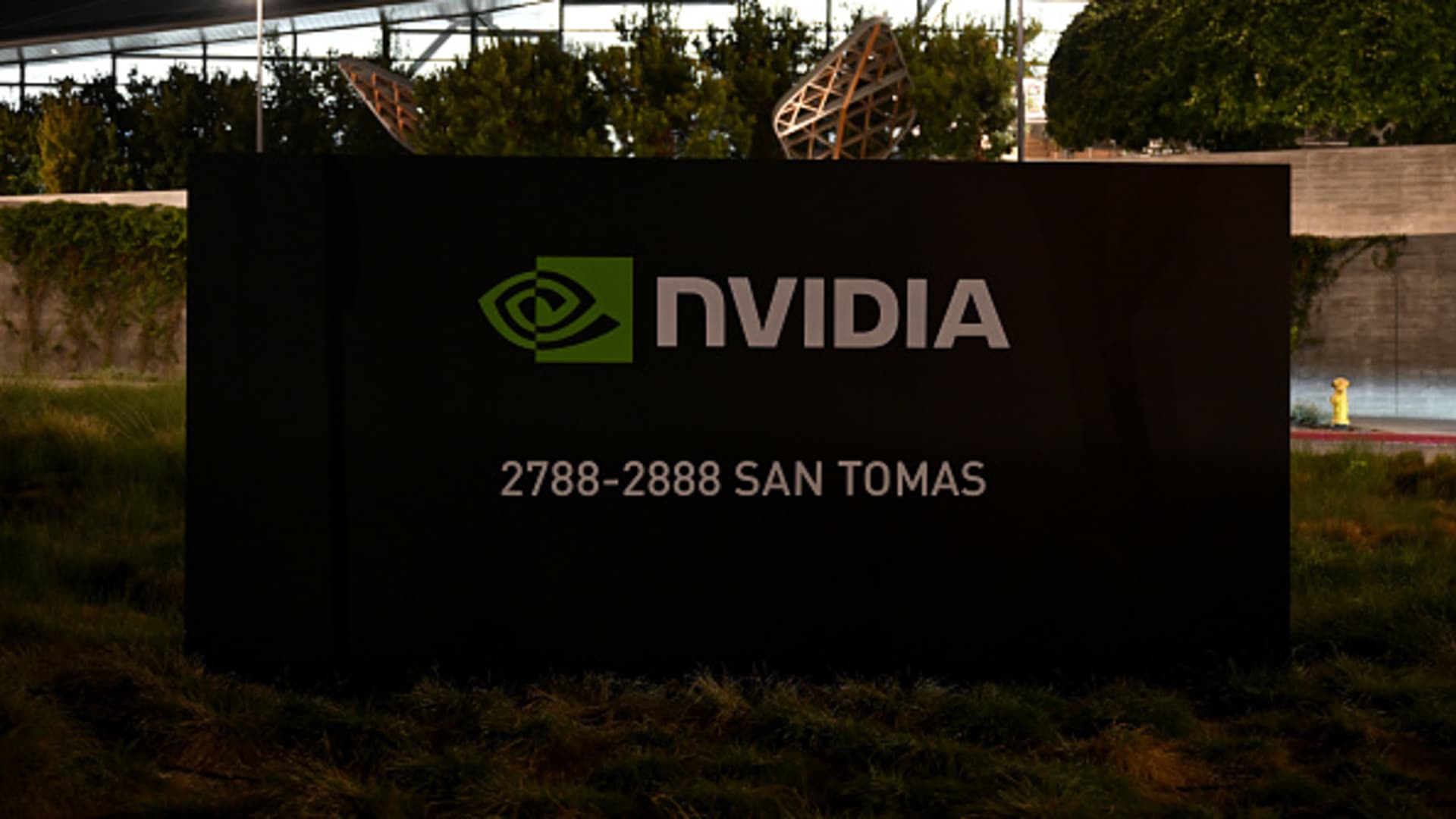 Nvidia CEO Jensen Huang revived the AI trade this week. Here's how the pros are playing it