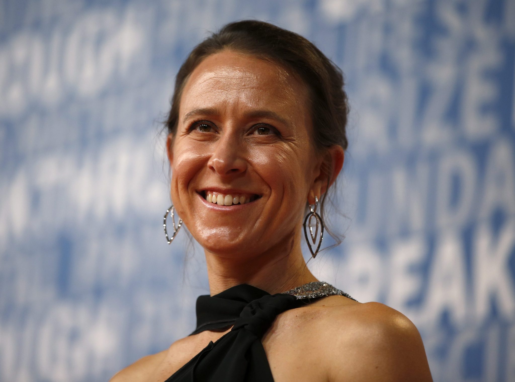 Behind the scenes at 23andMe, questions about a star CEO 