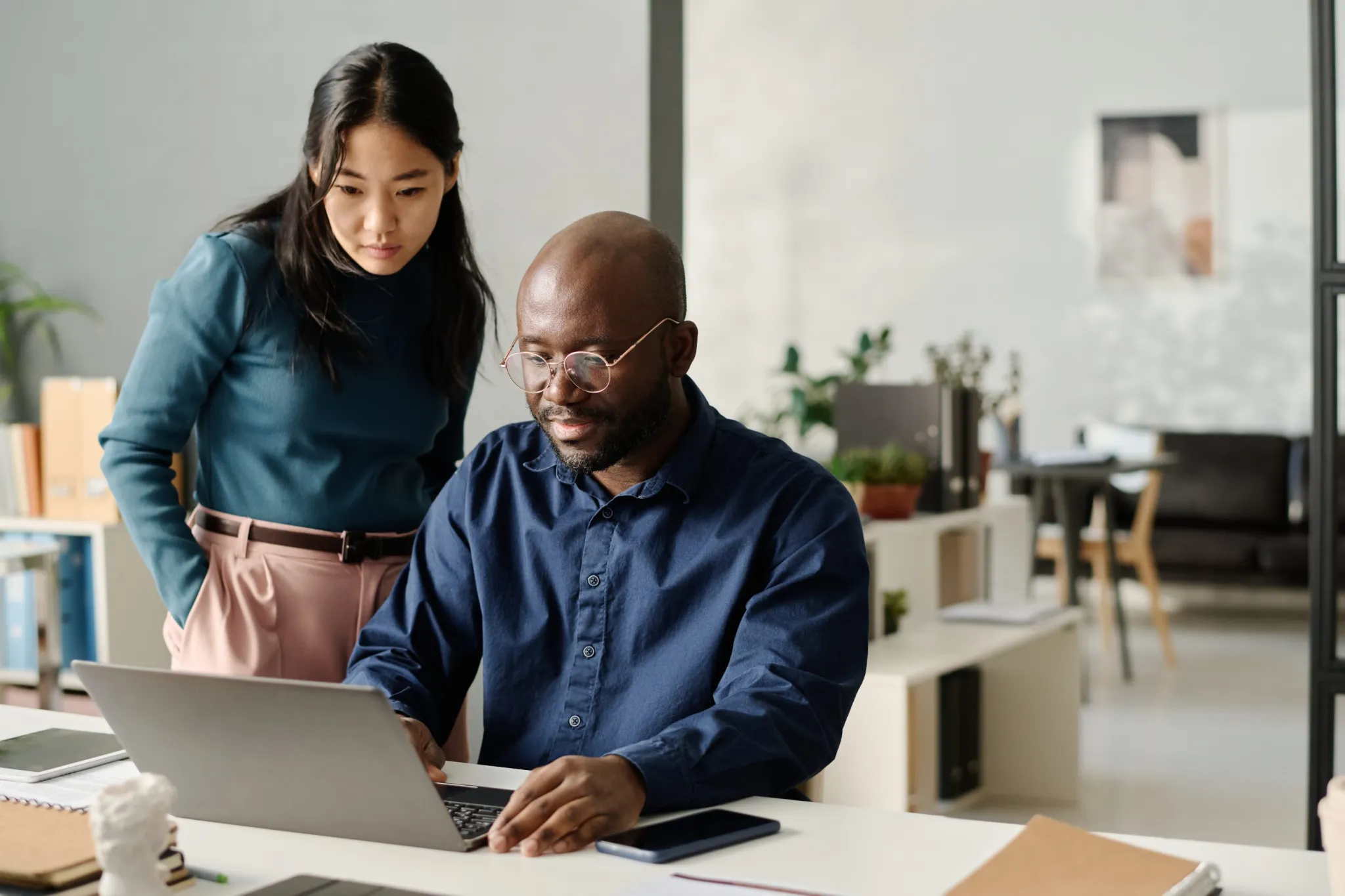 Men and women will switch jobs for higher pay but retaining each group requires different perks