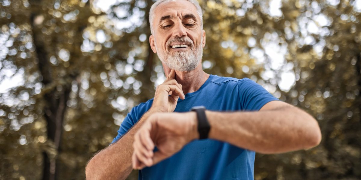 Normal resting heart rate by age: What to know about your pulse