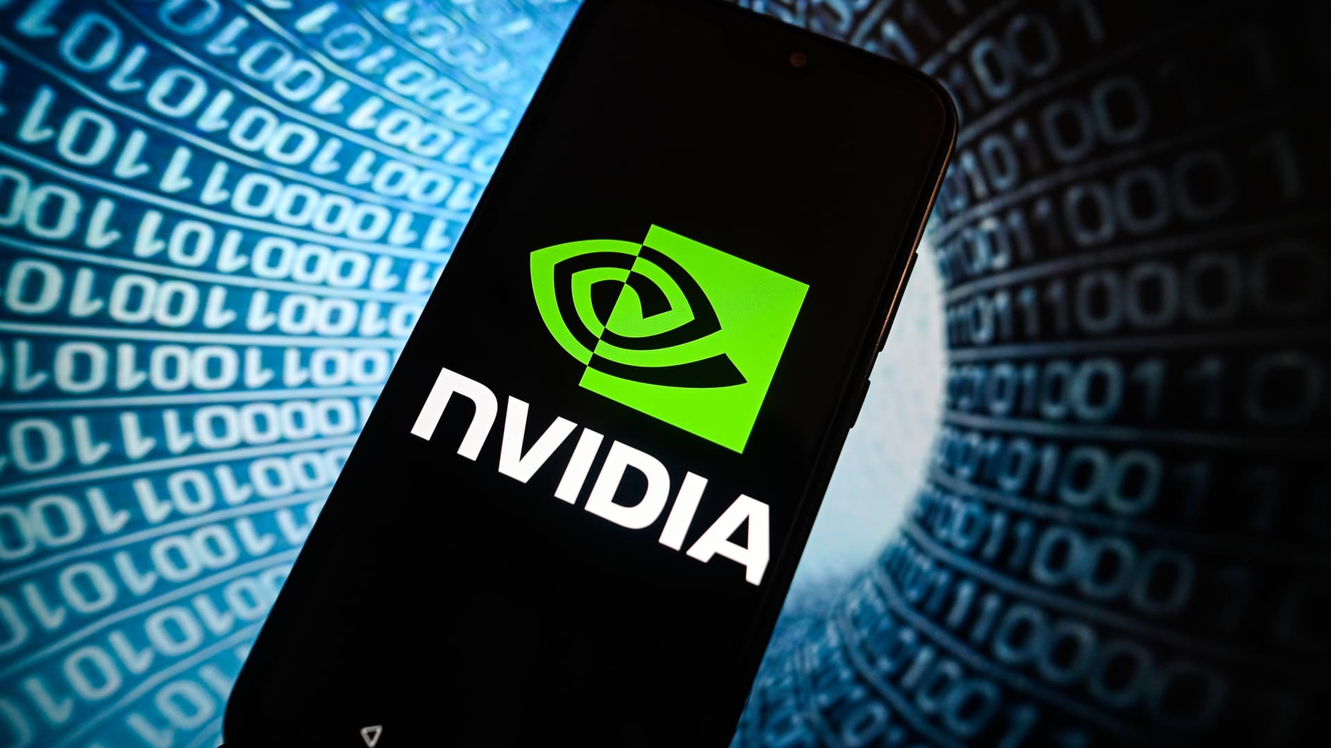 Want to invest behind Nvidia's Blackwell chip launch? Wall Street says try these stock alternatives