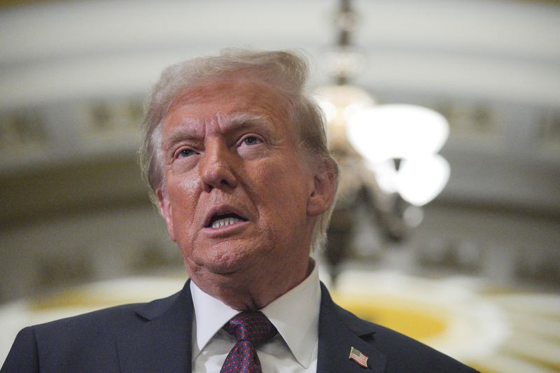 © Reuters. FILE PHOTO: U.S. President-elect Donald Trump speaks after a meeting with Republicans in Congress at the U.S. Capitol building in Washington, U.S. January 8, 2025. REUTERS/Jeenah Moon/File Photo