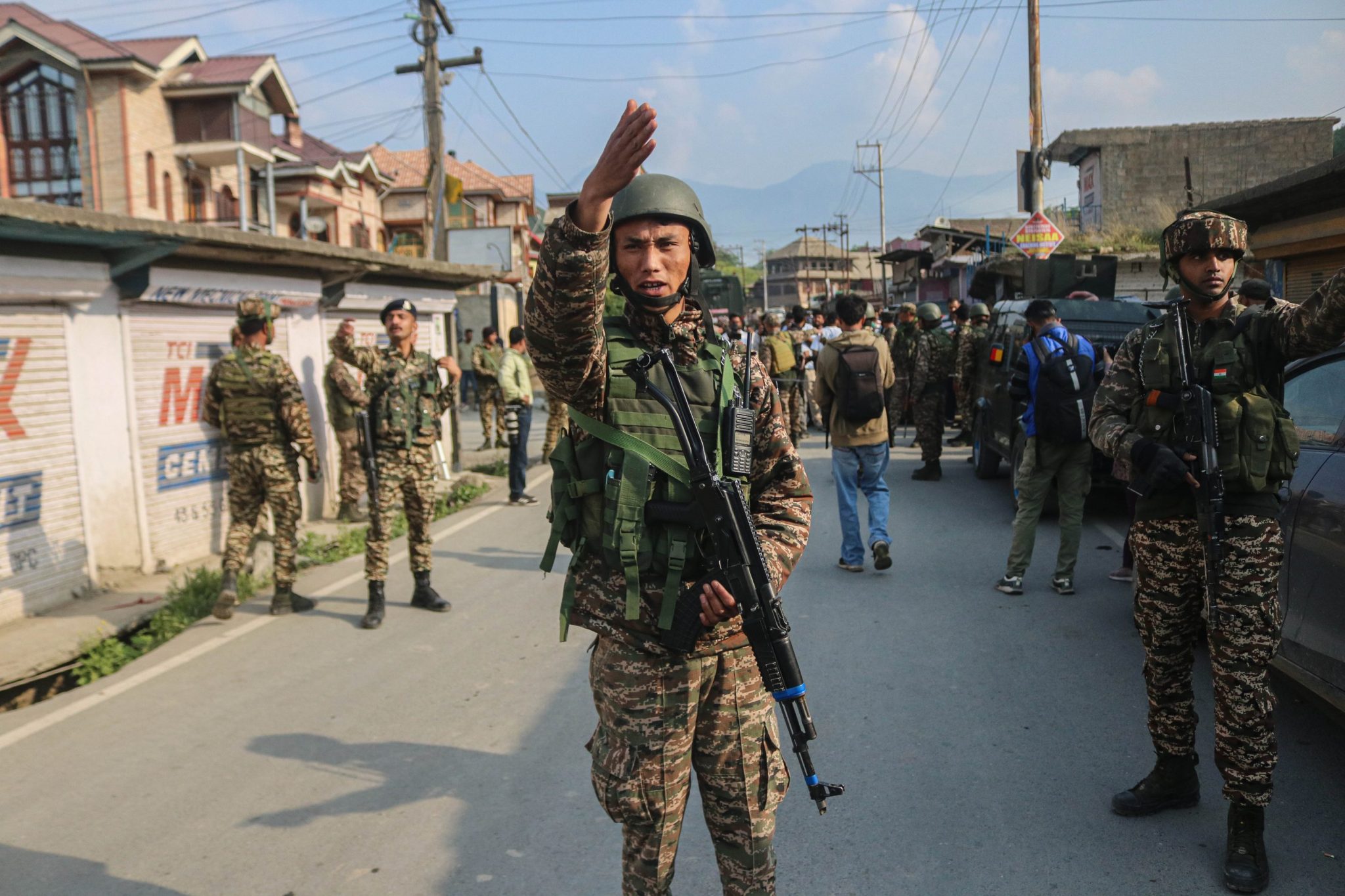 India, Pakistan end hostilities after US mediates ceasefire